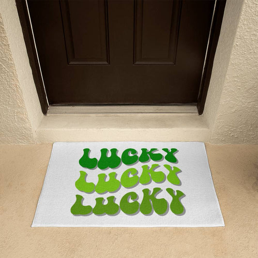 'Lucky' welcome mat