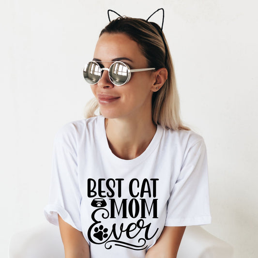 'Best Cat Mom Ever' t-shirt